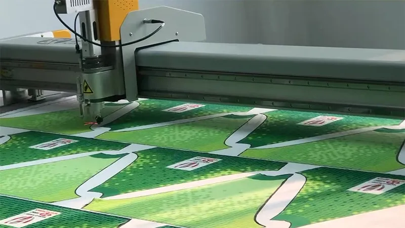 振動ナイフ加工の強さはどれくらいですか？