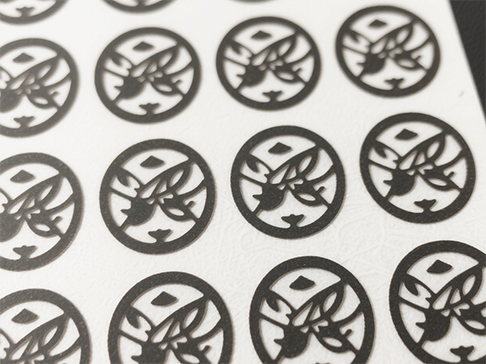 インテリジェントなレーザー切断コントローラーで製造を強化