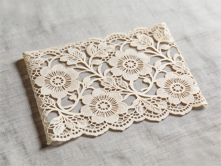 布地切断システムが多軸レーザーコントローラーに移行しているのはなぜですか?効率が重要です。